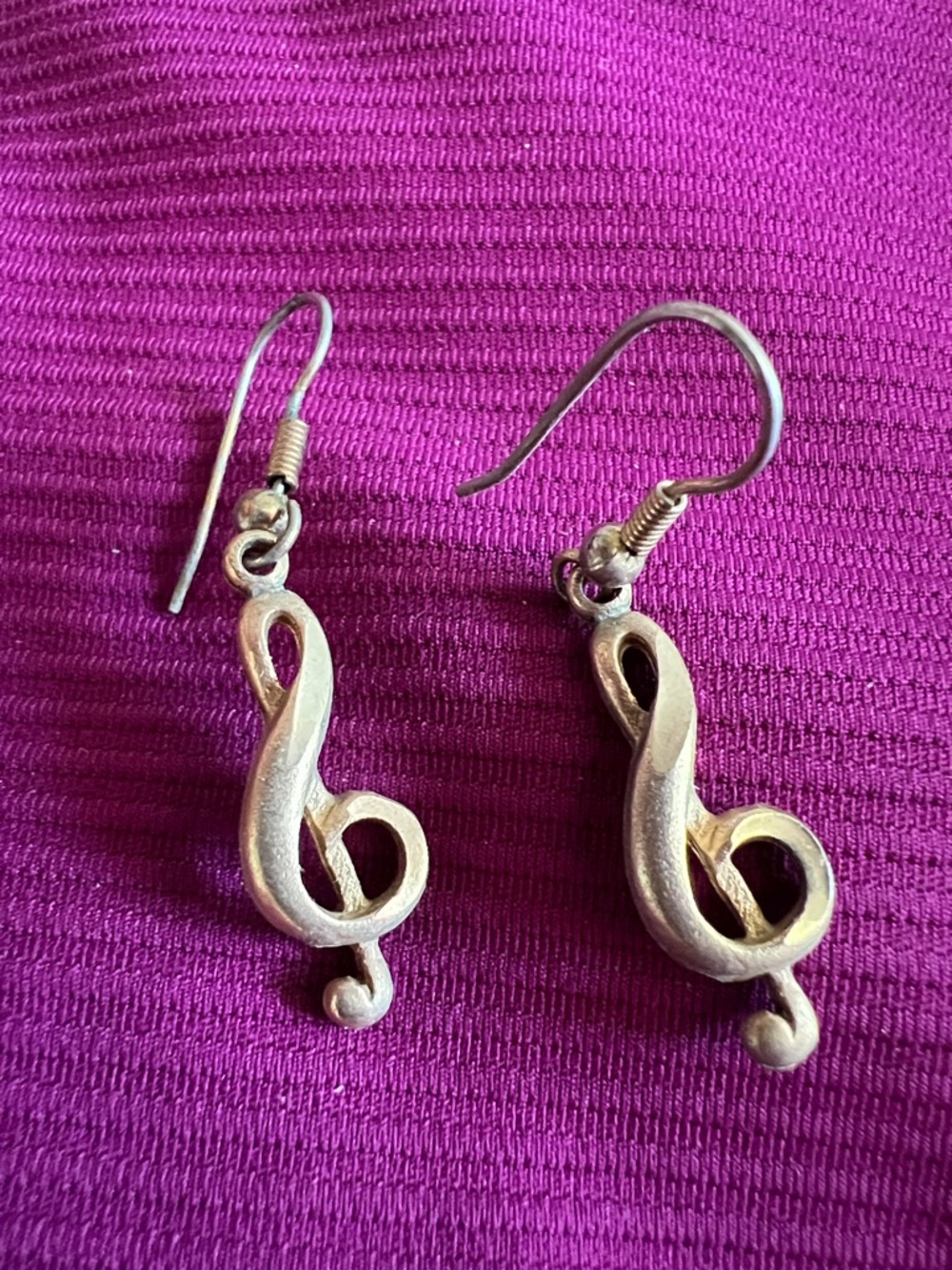 Vintage Gold Treble Clef Dangle Earrings - Women Jewelry